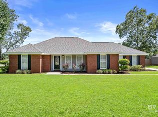 18950 Pecan Ln, Robertsdale, AL 36567