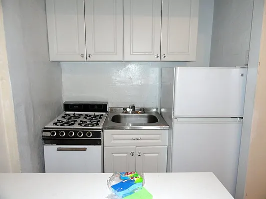 Rented by Prince Real Estate Associates LLC | media 39