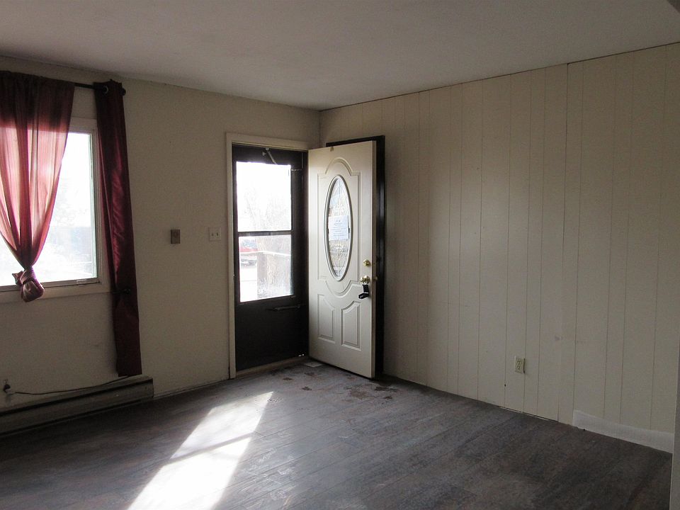 204 2nd Ave, Newcastle, WY 82701 Zillow