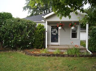 3211 Crooks Rd, Rochester Hills, MI 48309