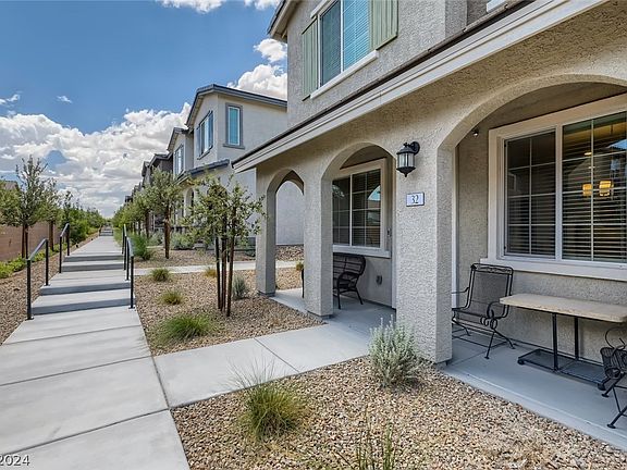 3rd image of 20 Barbara Ln #32