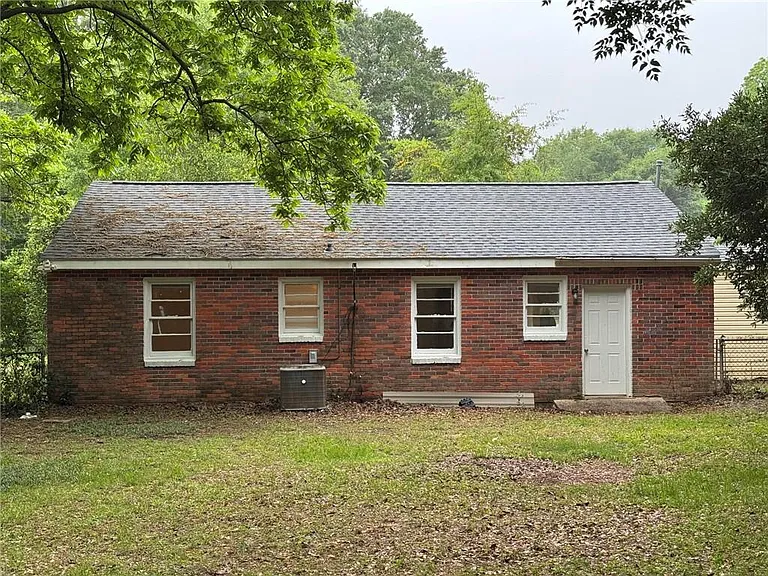 4670 Rosewood Dr — Photo 25