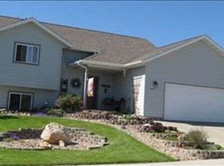 3311 Roughlock Ln, Spearfish, SD 57783