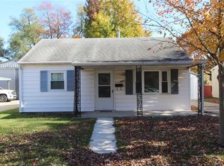 1408 S Lawn Dr, Mattoon, IL