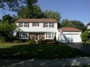 2003 Springside Cir, Naperville, IL 60565