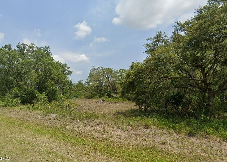 2nd image of 263 Avenida Del Sur