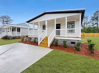 1021 Pine Ridge Ct, Castle Hayne, NC 28429