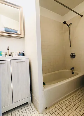 Rented by Level Group | media 15