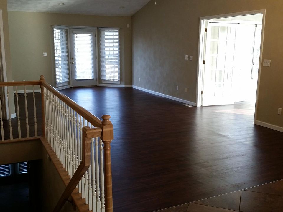 1st image of Old Orchard Ln
