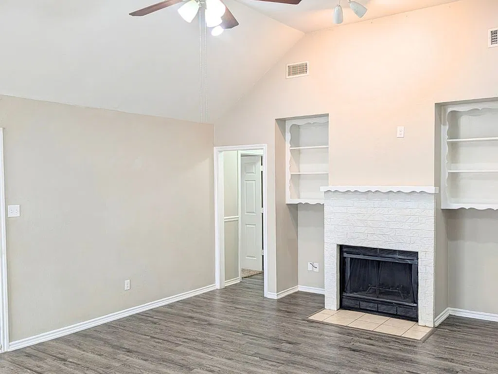 4901 Dax Dr. Fort Worth, TX 76135 — Photo 2