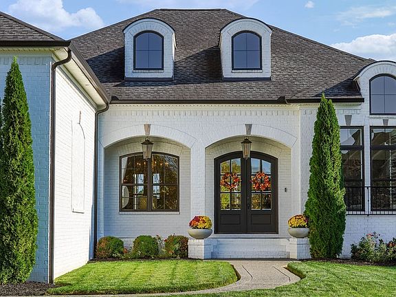 2nd image of 1434 Boardwalk Pl