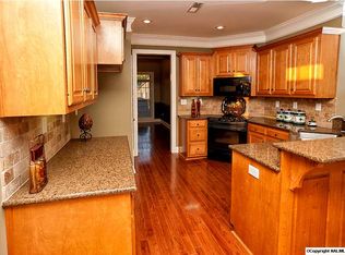 101 Saint Anne Rd, Madison, AL 35758