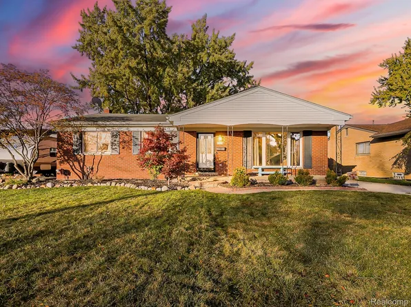29227 Norma Dr, Warren, MI 48093
