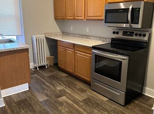 122 E New St APT 3, Lancaster, PA 17602