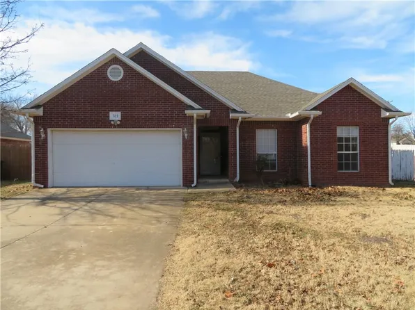 521 N Harrison Ave, Blanchard, OK 73010