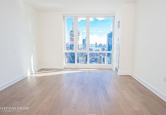 4th image of 460 W 42nd St APT 55D