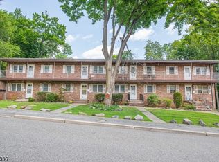 18 Pleasant View Ave #18B, Bloomingdale, NJ 07403