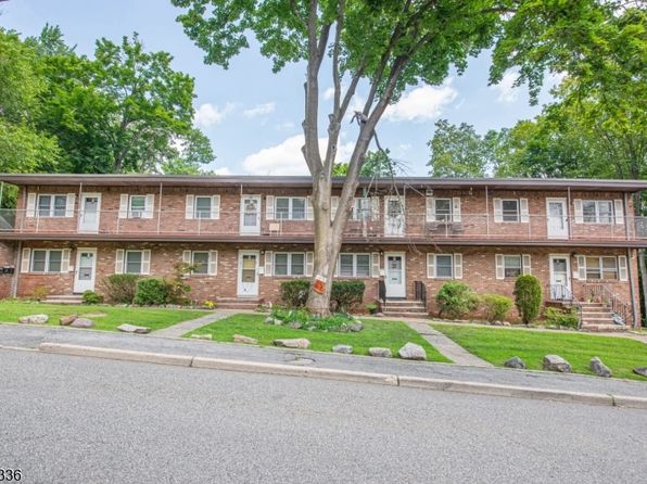 18 Pleasant View Ave #18B