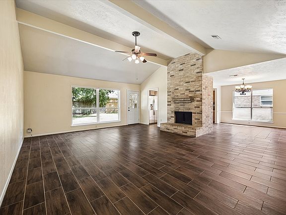 3rd image of 6826 River Mill Dr
