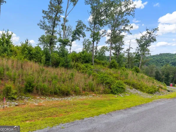 84 Jakes Landing Way S, Ellijay, GA 30540