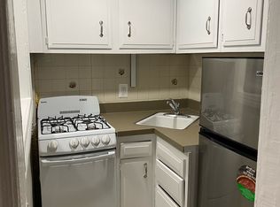 1910 Pine St #3R, Philadelphia, PA 19146