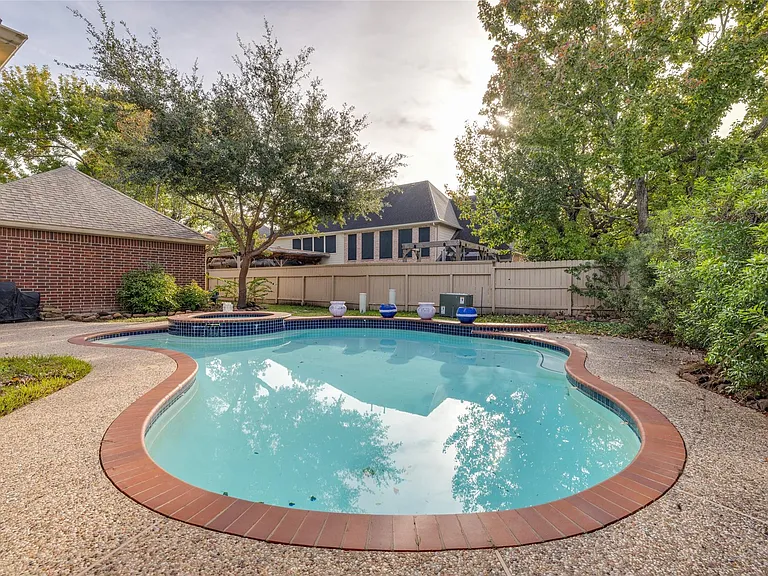 5534 Honor Dr — Photo 40