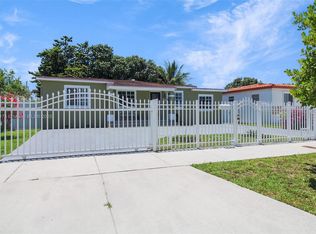 928 W 31st St, Hialeah, FL 33012