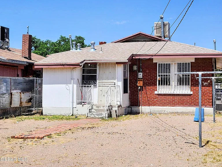 618 N Estrella St — Photo 37