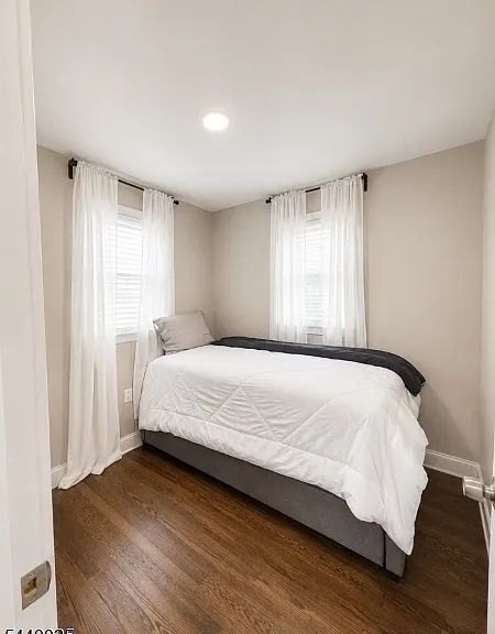 337 S Clinton St #1 — Photo 9