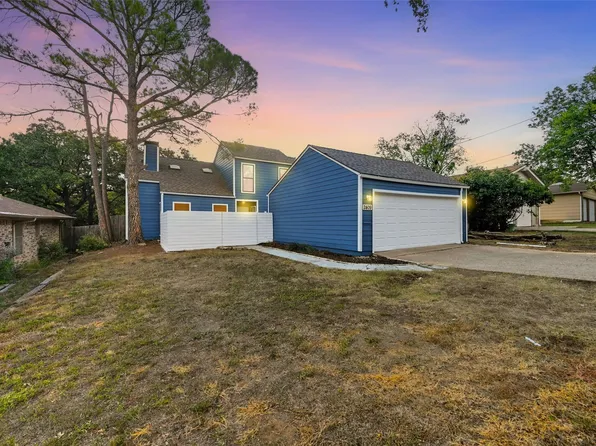 2409 Putnam St, Fort Worth, TX 76112