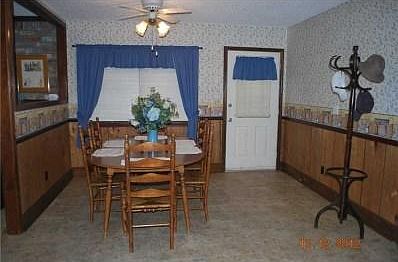4th image of 42695 Robinwood Dr