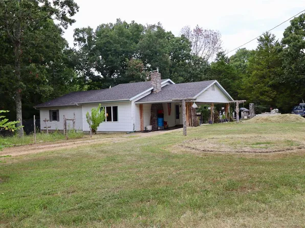 28249 Galveston Ln, Lebanon, MO 65536