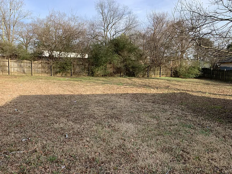 1020 Concord Ave — Photo 5