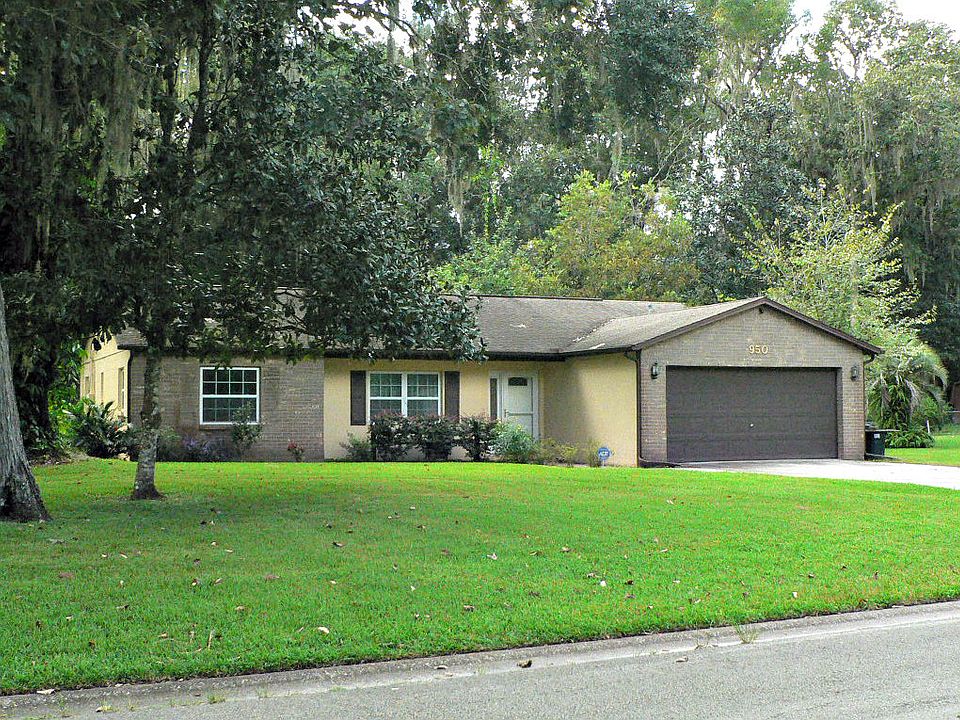 1st image of 950 Moonlight Ln