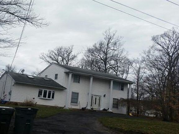 3rd image of 9 Ehret Dr