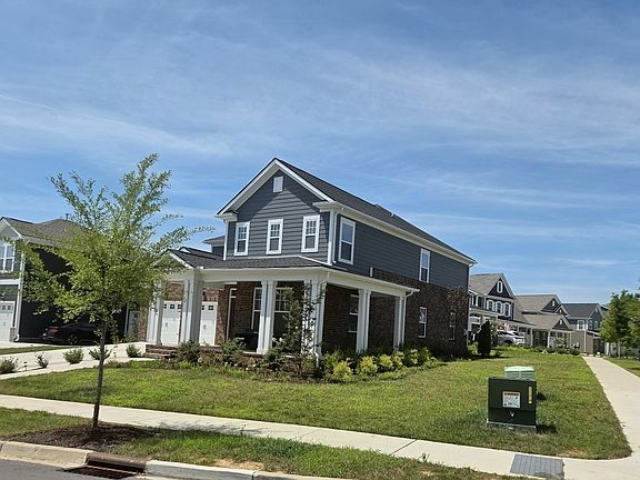 4th image of 842 Nightingale Ave