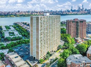 250 Gorge Rd APT 20F, Cliffside Park, NJ 07010