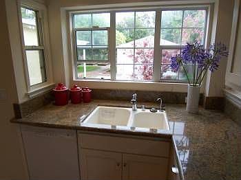 2nd image of 2255 26th St