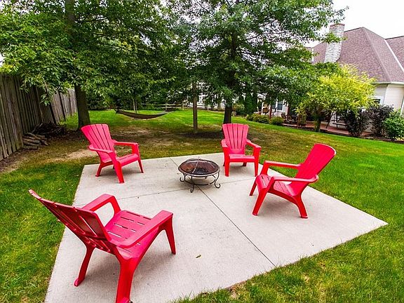 5th image of 8418 Forestview Cir