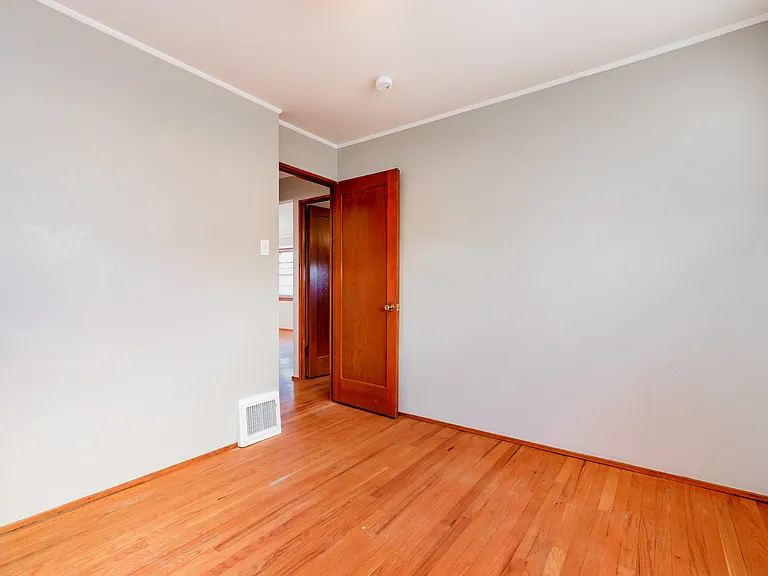 7032 Parkwood St — Photo 16