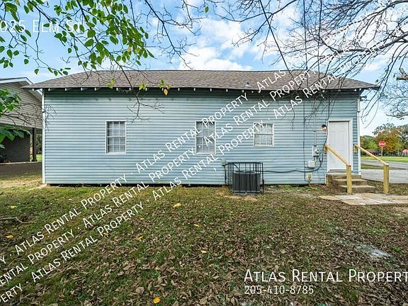 3rd image of 3025 Elm St