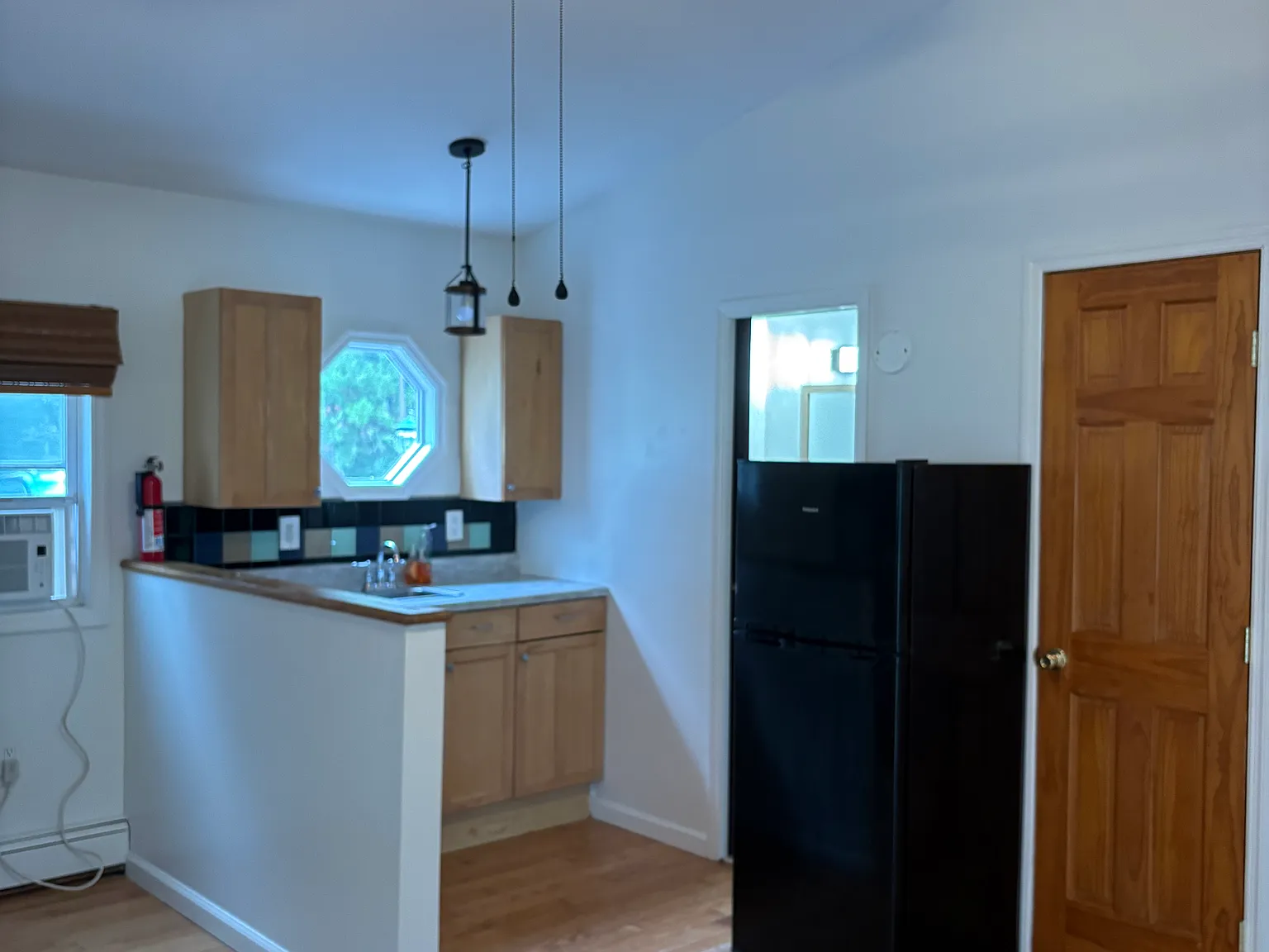 Studio, 400 sqft, $1,675 — Photo 3