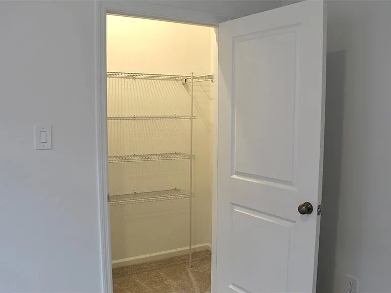 A-4359 Vibernum Avenue — Photo 14