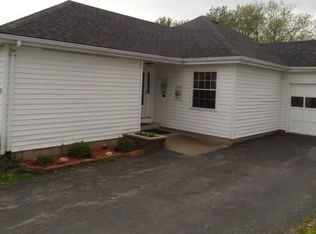 2337 Norton St, Irondequoit, NY 14609