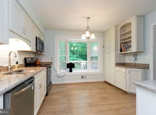 500 Chestnut Ct, La Plata, MD
