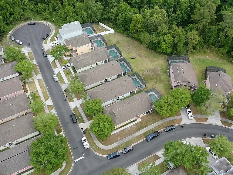 108 Sundown Ct — Photo 36