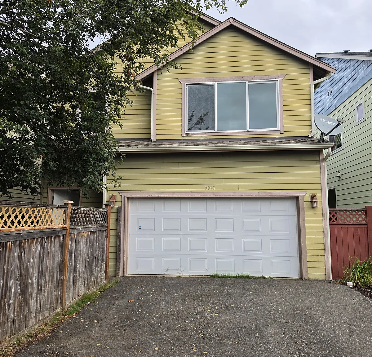 3 bed, 2.5 bath, 2058 sqft, $2,450 — Photo 2