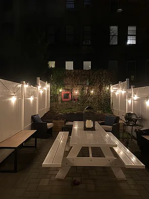 Rented by Compass | media 16