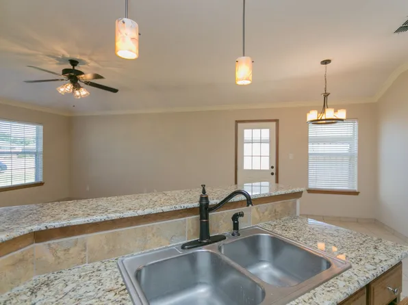 16131/16133 Rolling Meadows Dr., 16131 Rolling Meadows Dr #16133, Lindale, TX 75771