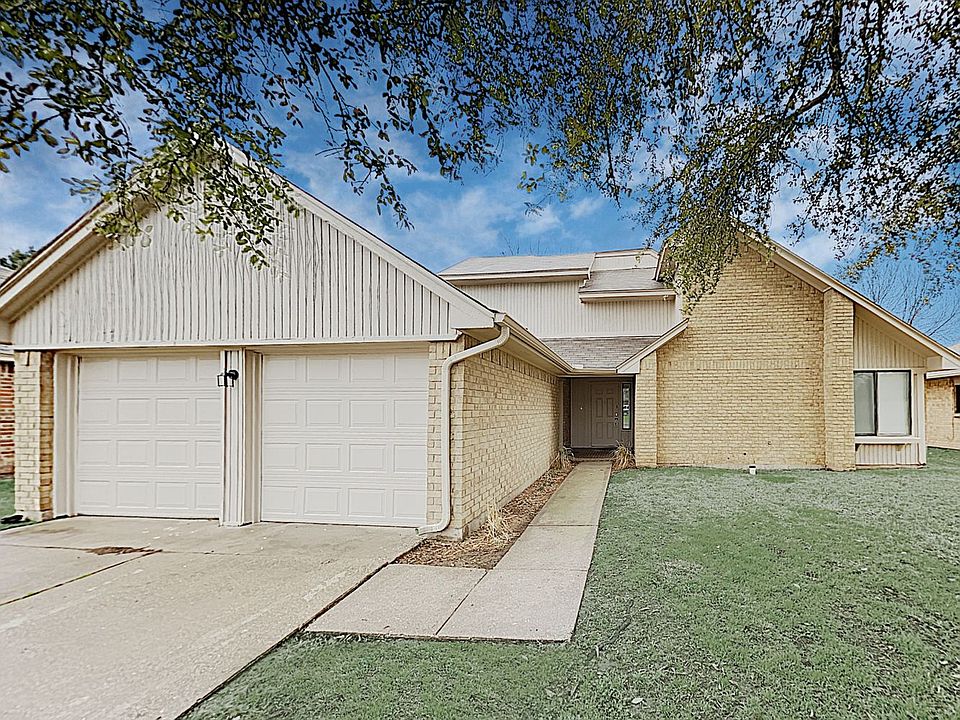 2414 Claremont Dr, Grand Prairie, TX 75052 Zillow
